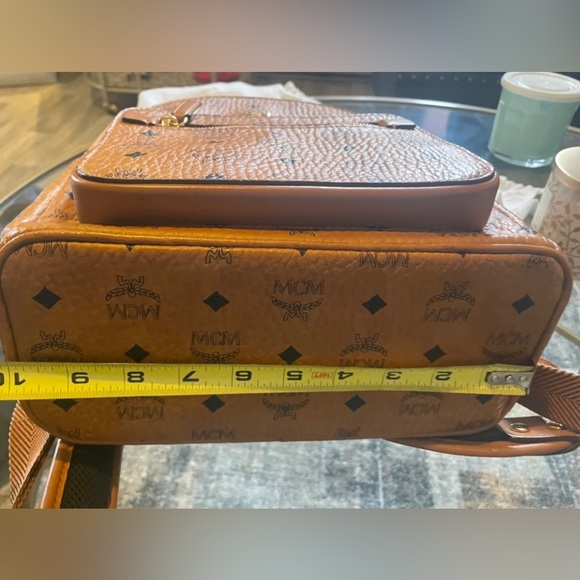 MCM Stark 32 Visetos Backpack - Picture 6 of 14